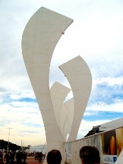 Rio+20Sculpture.jpg